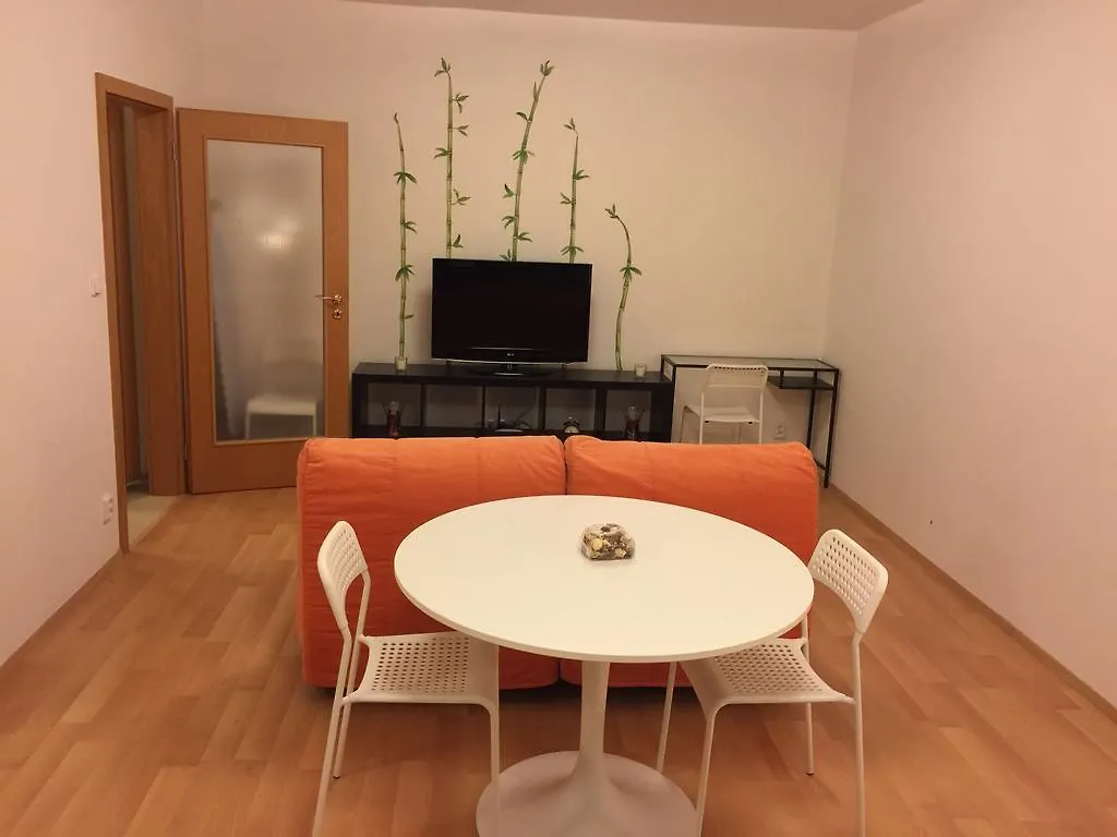 Apartment Sweet Home Zlicin Praga